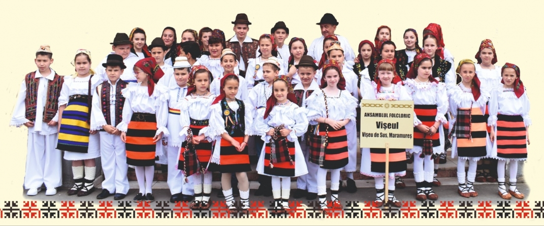 Sunteți invitați la un spectacol aniversar; Ansamblul Folcloric „Vișeul” împlinește 20 de ani de activitate