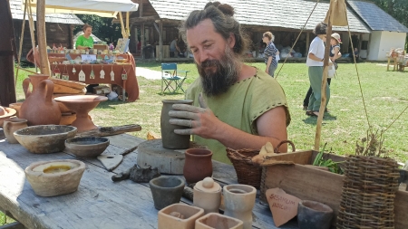 Maramureșeni prezenți la Târgul „Frumos. Ceramic. Folositor. Ceramica utilitară” din Sibiu