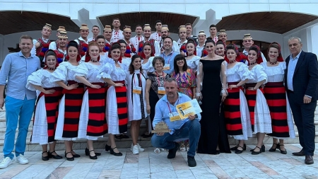 Ansamblul „Maramureșul” a obținut Trofeul Festivalului-Concurs Național de Folclor “Mioveni”
