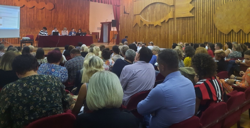 În Baia Mare a avut loc o dezbatere pe proiectul Legii învățământului preuniversitar