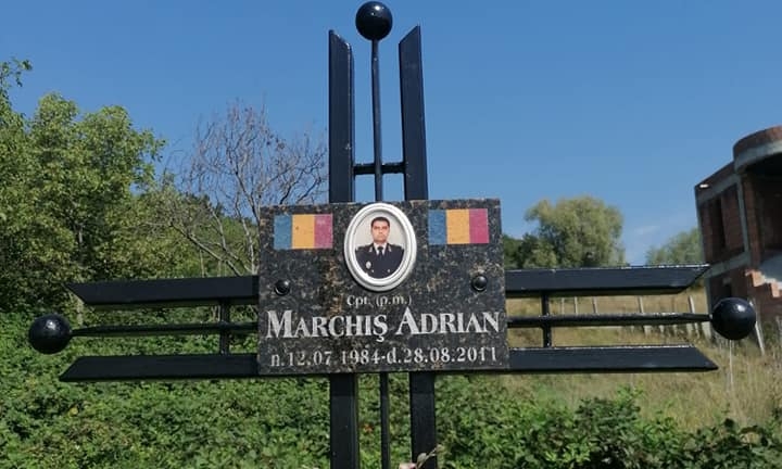 In memoriam: Se împlinesc 11 ani de când căpitanul Adrian Marchiș a plecat în ultima sa misiune; Colegii nu l-au uitat (FOTO)
