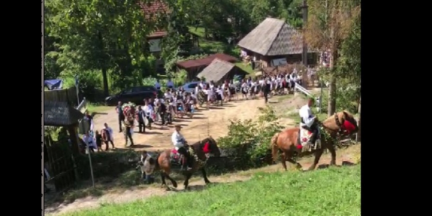 Durere fără margini: Tânărul maramureșean decedat în accidentul de pe DJ109 F a fost condus pe ultimul drum (FOTO)