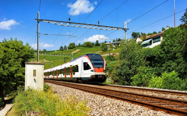 Ministrul Transporturilor anunță o nouă licitație pentru alte 20 trenuri electrice. Traseele pe care vor circula