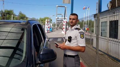 „Sunteți primii din România care ne întâmpinați cu vorbă bună”! Intrarea în țara noastră, prin Sighet, apreciată pentru politețea funcționarilor!