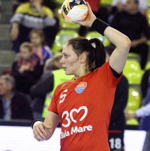 VESTE MARE ÎN SPORT: Jucătoare a echipei din Maramureș, dar și a naționalei feminine de handbal, Melinda Geiger, își dorește noi victorii pe teren!