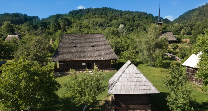 Eveniment dedicat Zilei Limbii Române la Muzeul Satului din Baia Mare