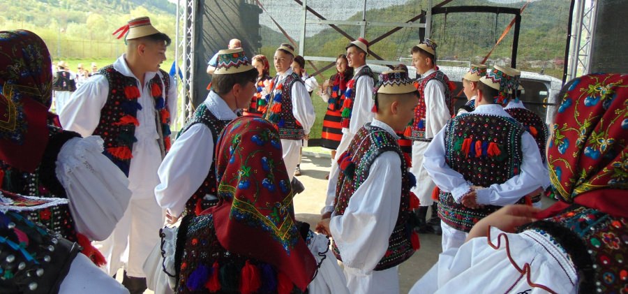 În weekend vor avea loc Zilele comunei Stâmtura; Artiști îndrăgiți vor urca pe scenă