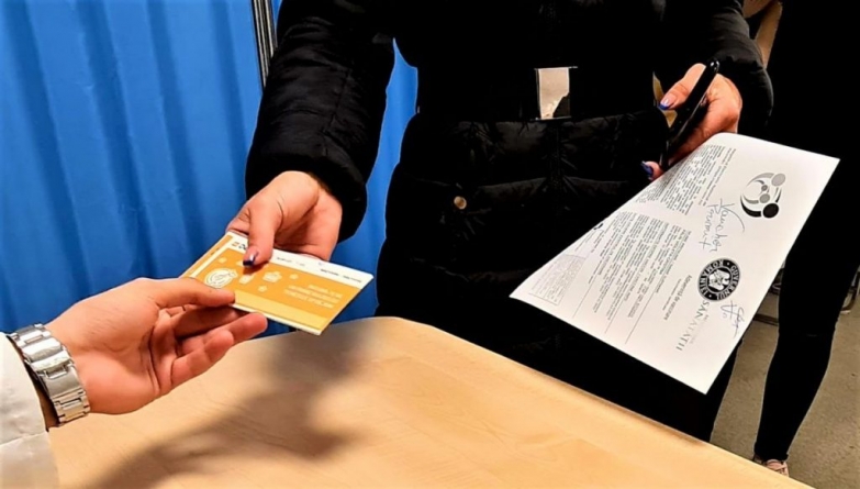 Anunțul Direcției de Sănătate Publică din Maramureș: Se continuă distribuirea în tot județul nostru a tichetelor de masă pentru vaccinare!