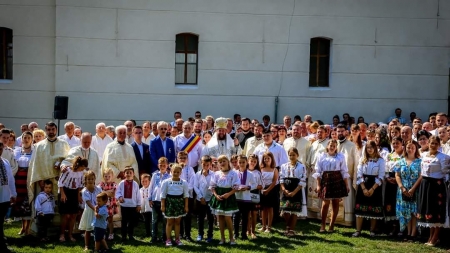 La Cetățele s-a inaugurat weekendul acesta Centrul Social Cultural „Cuvioasa Parascheva”, cu arhiereasca binecuvântare adusă de PS Părinte Timotei Sătmăreanul!
