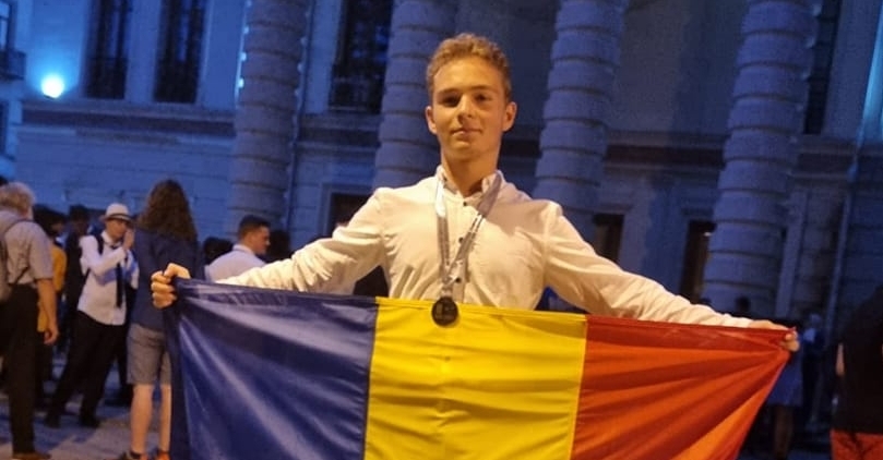 O nouă performanță: Băimăreanul Traian Rareș Tuș, medalie de argint la Olimpiada Internațională de Astronomie și Astrofizică
