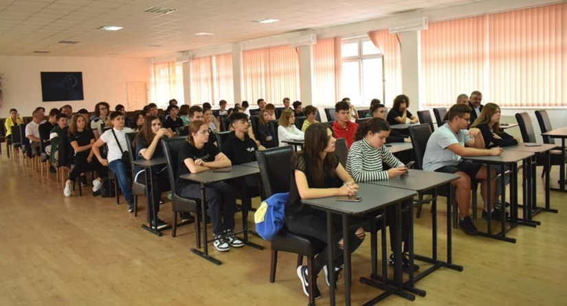 Liceul Teoretic „Petru Rareș” Târgu Lăpuș a găzduit Tabăra Județeană-Concurs pentru elevii olimpici la matematică și informatică