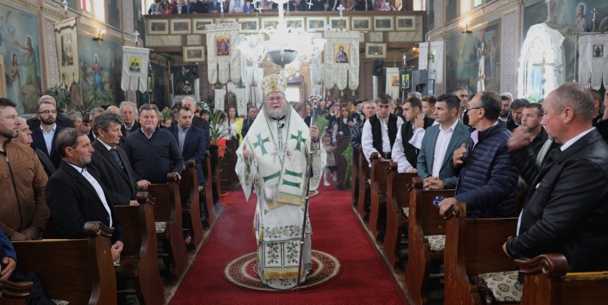 PS Iustin s-a aflat în mijlocul credincioșilor Parohiei Ortodoxe Pișcolt