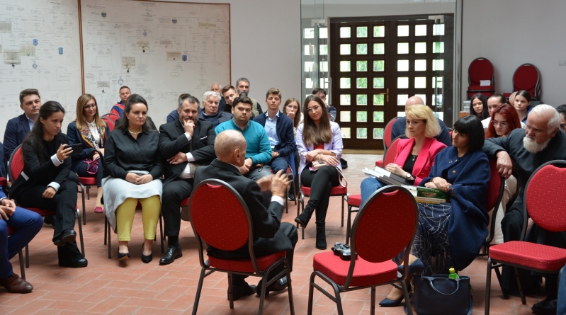 În Vișeu de Sus a avut loc seria a doua a simpozionului „Dialoguri maramureșene”