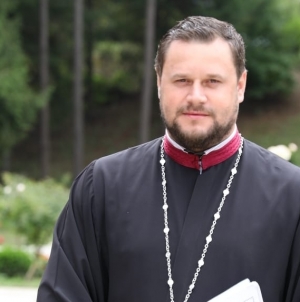 Pr. Adrian Dobreanu împlinește azi o frumoasă vârstă
