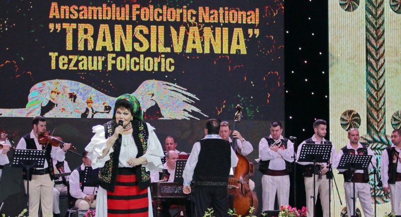 Tezaur Folcloric: Angela Buciu va fi aniversată în Baia Mare printr-un concert extraordinar