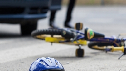 Copil de 9 ani accidentat de un autoturism