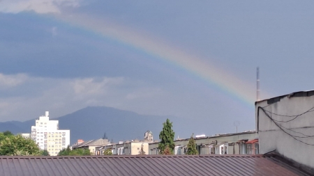 Ploaia este și binecuvântare: Avem în Maramureș record meteorologic deosebit marcat la stația specială automată amplasată la Planetariul Baia Mare!