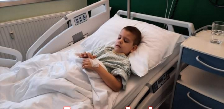 Apel umanitar: Un băiețel din Sighetu Marmației are nevoie de sprijin financiar pentru un transplant medular