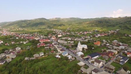 Astăzi, 17 august: magia circului ajunge la Rozavlea