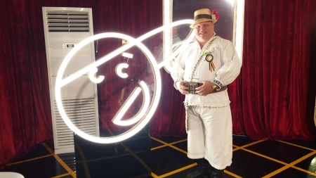 A obținut 2 DA: Marian Vida, artistul din Maramureș care în județul Satu Mare este muzeograf, pe scenă la show-ul de divertisment iUmor, sezon nou!