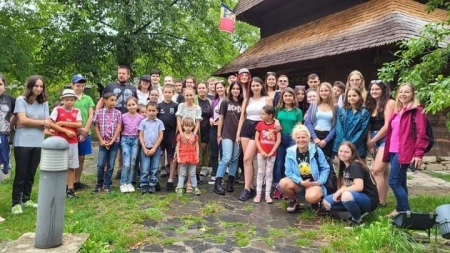 Sunt elevi de aur: Tabăra pentru performerii din Maramureș la absolut toate capitolele educației, un succes! Luni va începe școala!