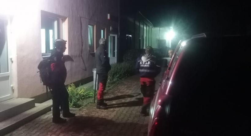 Actualizare: Bărbatul care nu s-a mai întors acasă de la cules de ciuperci a fost găsit în viață