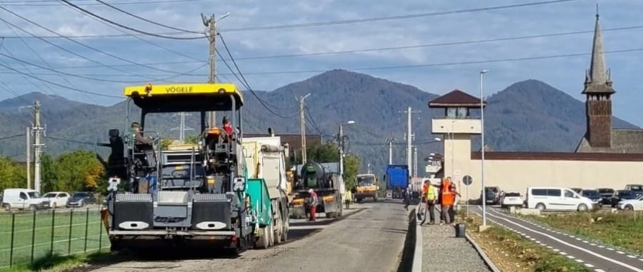 Muncă intensă în Baia-Sprie: Trei proiecte esențiale se implementează zilele acestea în orașul maramureșean! Au rol foarte important în dezvoltare!