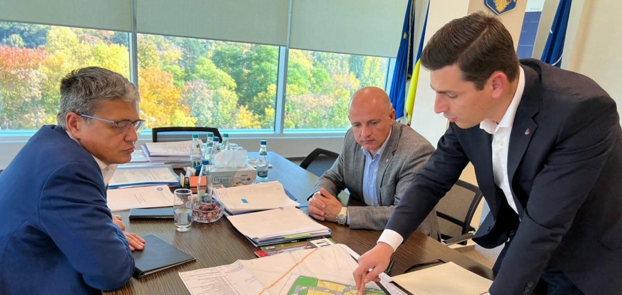 S-a semnat contractul de finanțare pentru proiectul de reabilitare a 12 gospodării din satul Breb!