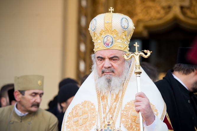 Patriarhul României: Încoronarea Regală de la Alba Iulia a fost consfinţirea Marii Uniri a poporului român