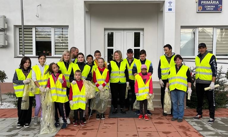 „Let’s Do It Romania”: În comuna maramureșeană Groși campania s-a întâmplat cu activa implicare a tuturor autorităților! Ce au realizat!