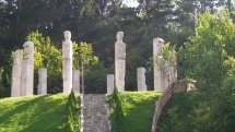 Se împlinesc 82 de ani de la masacrul de la Moisei