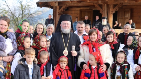 Moment Special: PS Părinte Iustin, Episcopul Maramureșului și Sătmarului, a săvârșit vineri Sfânta Liturghie la Mănăstirea Strâmtura! Cuvântul de învățătură!
