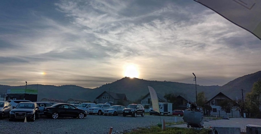 Fenomen meteo cu apariție spectaculoasă în aria județului Maramureș: Pe vreme cu adevărat frumoasă, au răsărit 2 sori! Clarificarea specialiștilor!
