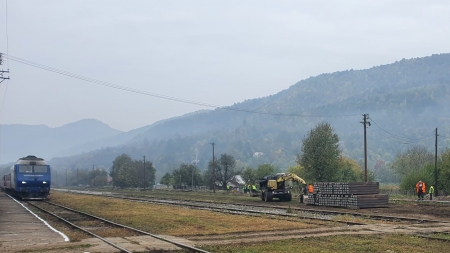 Anunț emis de CFR: S-a reluat relația între Maramureș și Ucraina pe cunoscuta legătură de cale ferată, dintre Valea Vișeului și raionul din vecini!