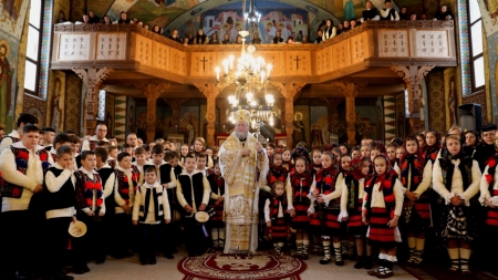 Sfânta Liturghie la Parohia Ortodoxă Bârsana