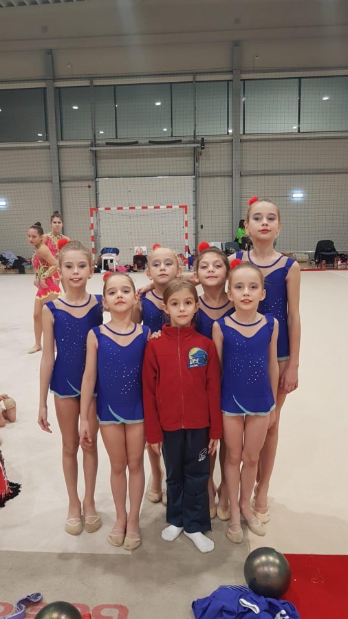 Rezultate bune obținute de fetele de la LPS Baia Mare la Campionatul de ansambluri şi Festivalul Național de gimnastică ritmică