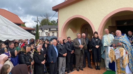 Un model de unitate în nordul Maramureșului: Biserica ortodoxă din Ucraina cu credincioși maramureșeni care a ajutat refugiații, acum recompensată!