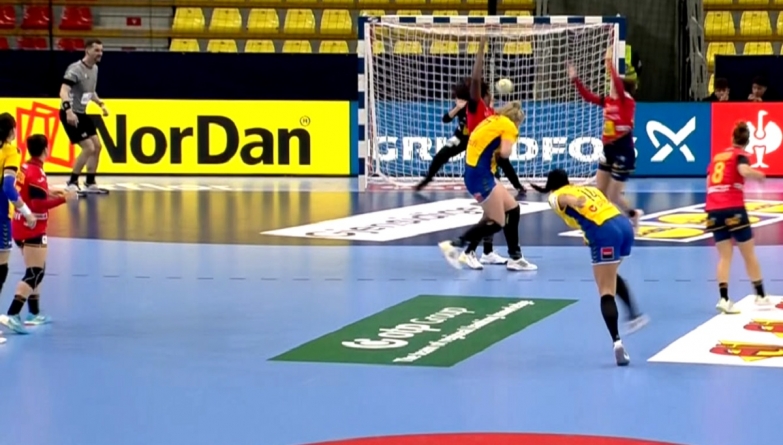 Handbal Feminin Națională România: Echipa țării noastre a câștigat cu Spania! O reușită fabuloasă marca Bianca Bazaliu! Iată calculele calificării!