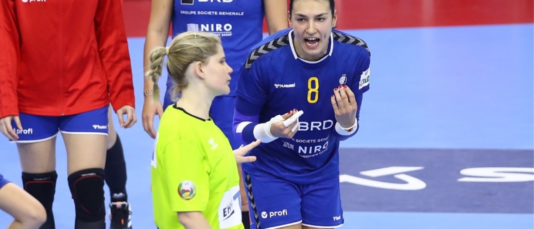 Handbal Feminin CE 2022: România a jucat absolut fenomenal, dar arbitrajul a favorizat echipa din Muntenegru! Reacția sportivelor și suporterilor!
