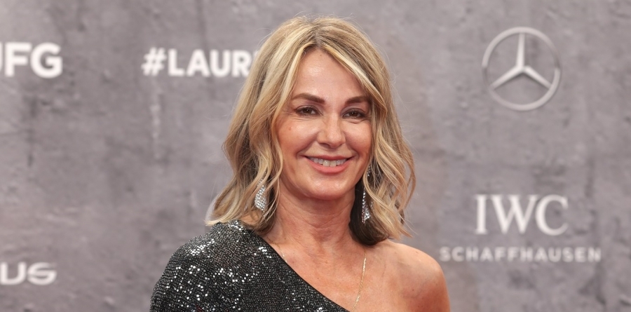 Nadia Comăneci a împlinit 61 de ani!