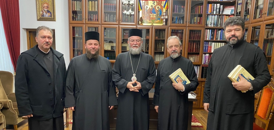 Moment Important: PS Părinte Iustin, Episcopul Maramureșului și Sătmarului, a primit vizita oficialilor ARACIS! Ei au și primit arhiereasca binecuvântare!