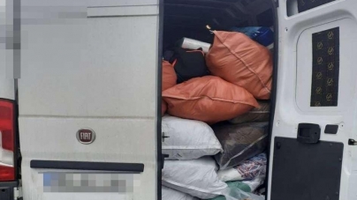 Peste 1.400 de kg de deşeuri au fost oprite la intrarea în ţară; Baia Mare trebuia să fie destinația lor