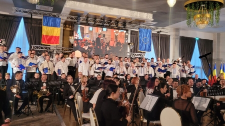 „Uniți sub Tricolor și Cruce”: În Sighetu Marmației a avut loc un concert extraordinar dedicat Zilei Naţionale a României