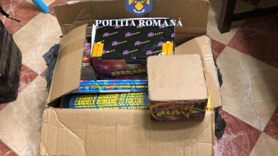 Artificii deținute ilegal, confiscate de polițiști