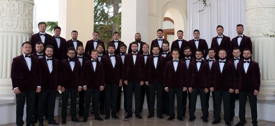 2 concerte de colinde: Corala bărbătească Armonia, la Catedrala Episcopală aflată în Capitala Maramureșului și în orașul Tg Lăpuș, Casa de Cultură!