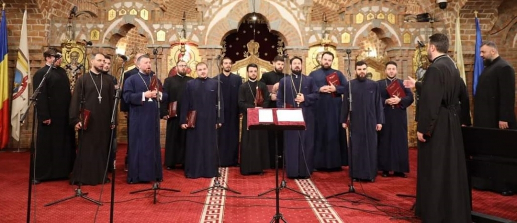 Un regal de colinde: Corala bărbătească Armonia, la Catedrala Episcopală aflată în Capitala Maramureșului, a adus celor prezenți multă încântare!