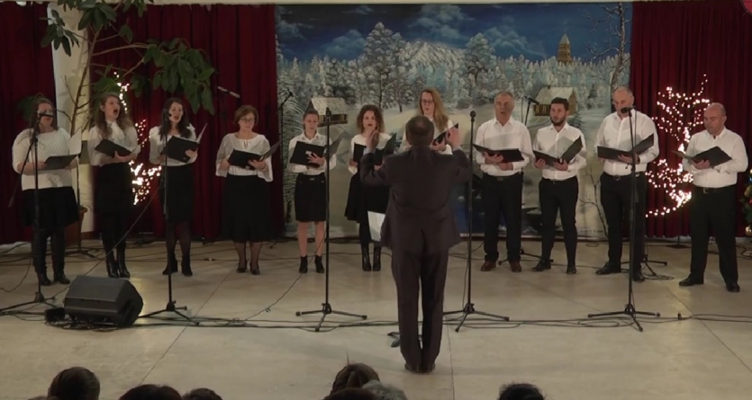 Corala „Liviu Borlan” din Baia Mare a obținut medalie de aur la Festivalul-Concurs Internațional „Colinde, colinde…” din Chișinău