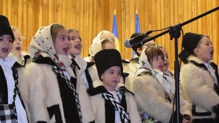 În Municipiul Sighetu Marmației: Un program artistic pentru sărbătoare, Clubul Copiilor, 70 ani și Ansamblul Mugurelul, 50 ani; invitații speciali!