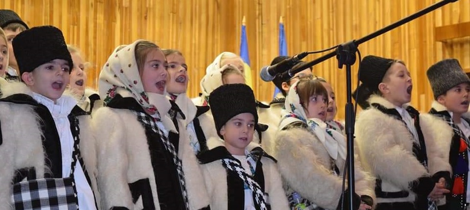 În Municipiul Sighetu Marmației: Un program artistic pentru sărbătoare, Clubul Copiilor, 70 ani și Ansamblul Mugurelul, 50 ani; invitații speciali!