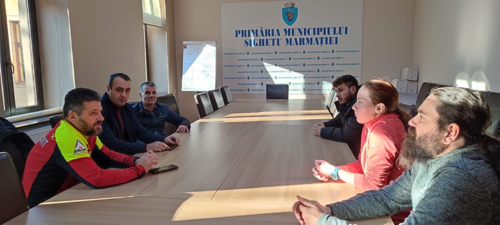 O veste foarte bună: Discuții în Maramureș între Primăria Sighetu Marmației și salvatorii montani, cu scopul înființării unei baze specializate!